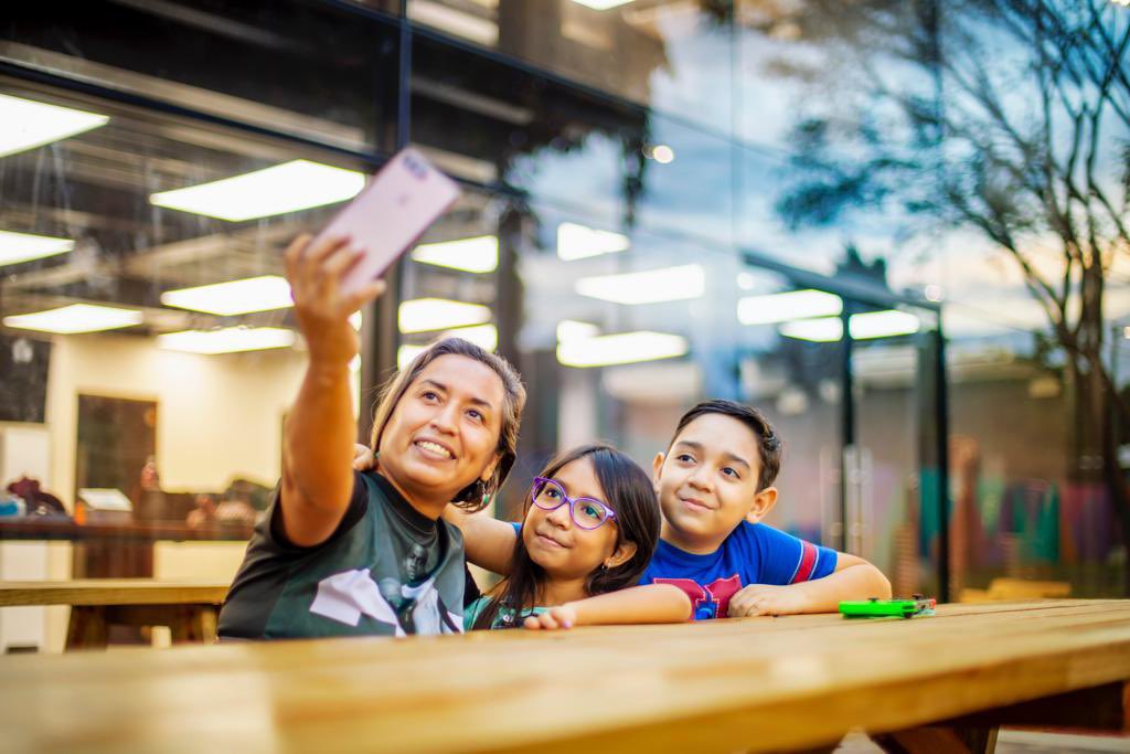 Más cubos en comunidades, espacios de convivencia y superación