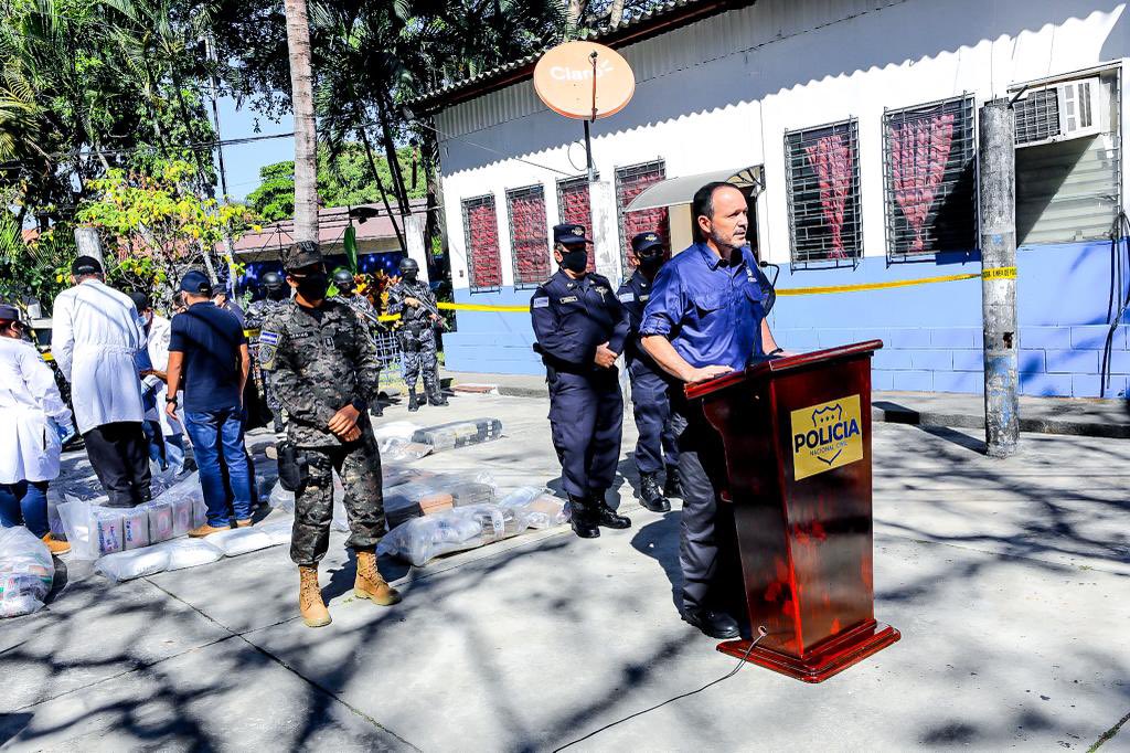 Destruyen más de 600 kilogramos de cocaína incautados a estructuras del narcotráfico