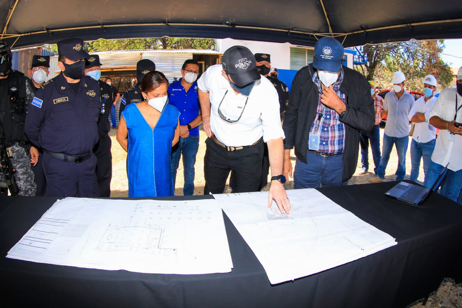 Avanza construcción de sede policial Surf City en El Zonte La Libertad