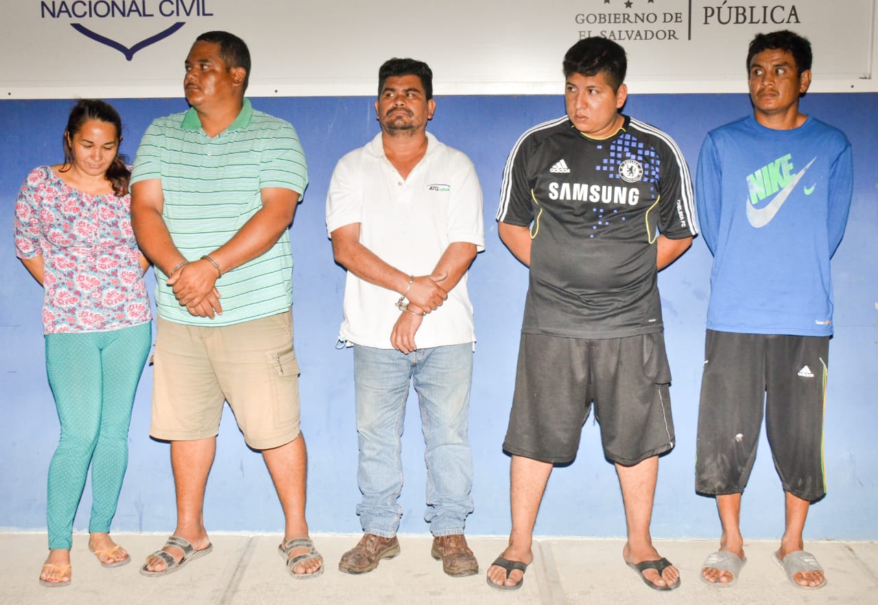 Operativo conjunto deja 5 criminales capturados en La Paz