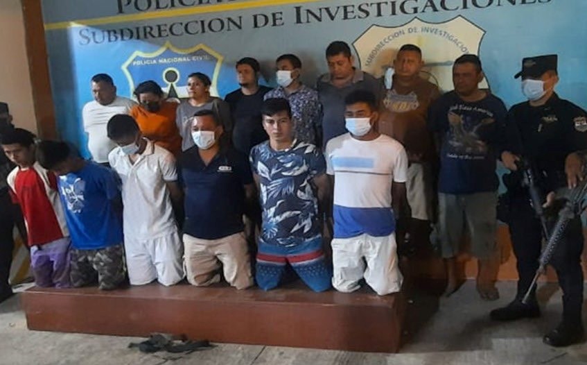 Policía y Fuerza Armada impactan a clicas de La Libertad