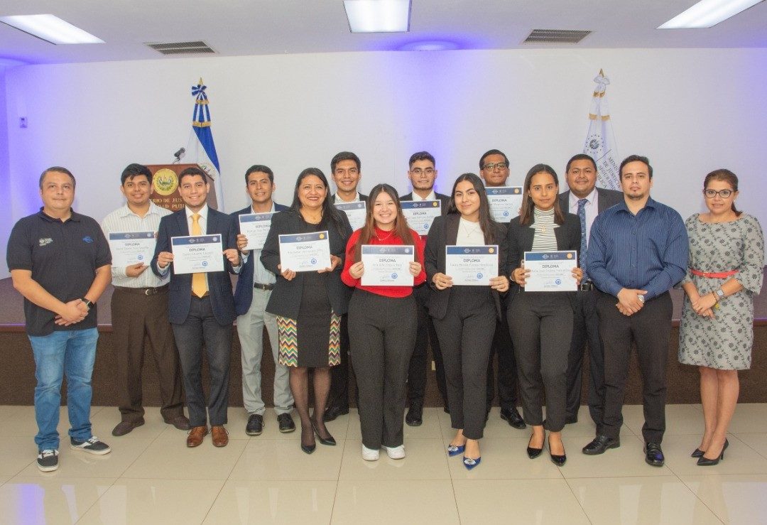 Ministerio de Justicia y Seguridad premia a ganadores de Hackathon 2022