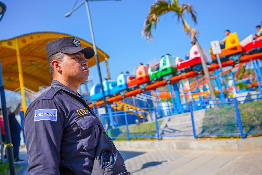 Surf City otro destino turístico para disfrutar con seguridad