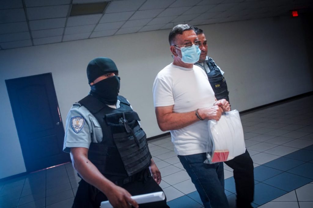 Expresidente Mauricio Funes y David Munguía Payés condenados a 14 y 18 años de prisión por negociar con pandillas