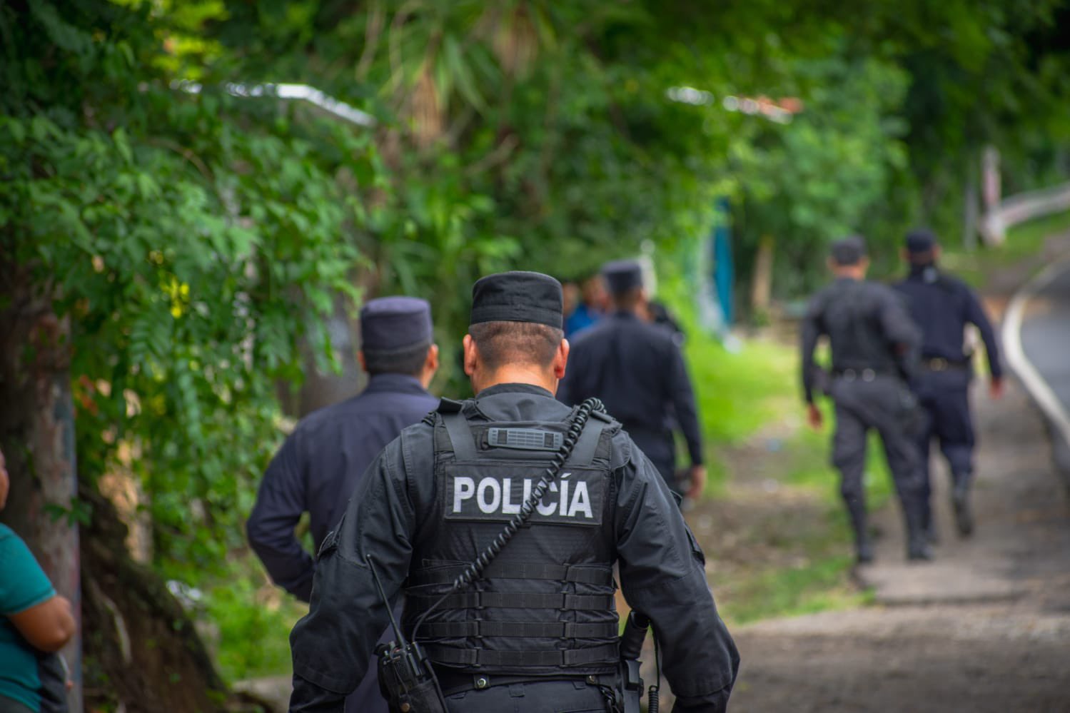 Fuerzas del orden tras terroristas ocultos en territorio nacional