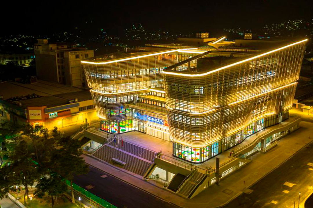 Ministro de Seguridad reconoce aporte de la nueva Biblioteca Nacional para las nuevas generaciones