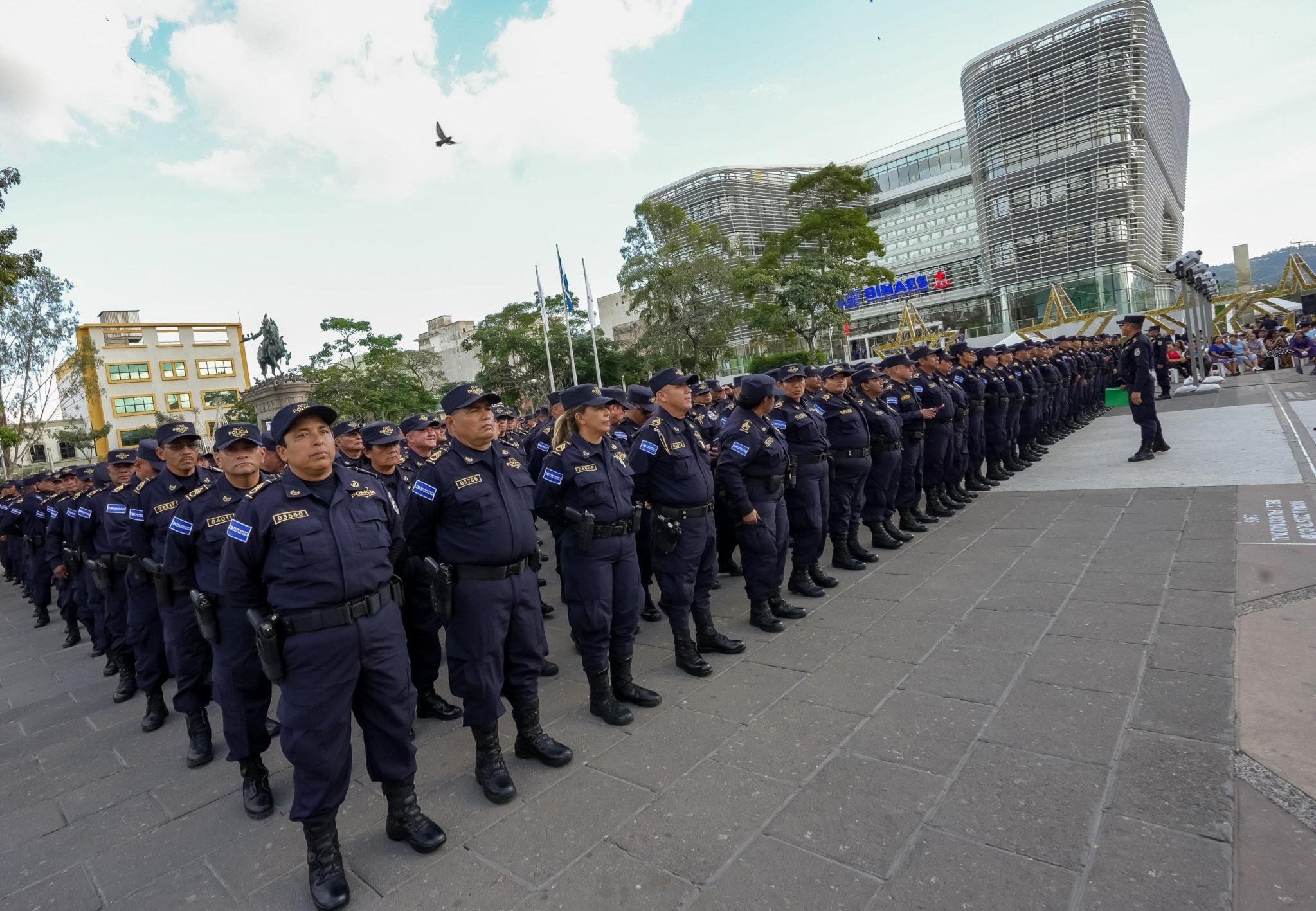 627 sargentos fortalecerán trabajo operativo contra estructuras criminales en el territorio