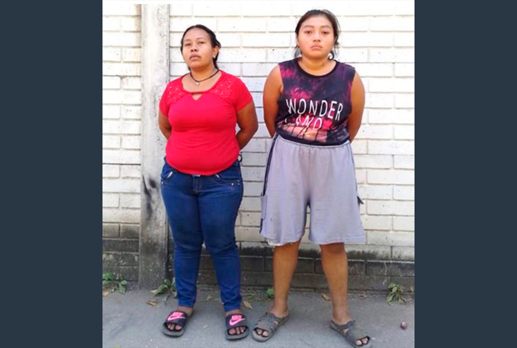 Policía captura a dos pandilleras encargadas de cobrar extorsiones para la MS13