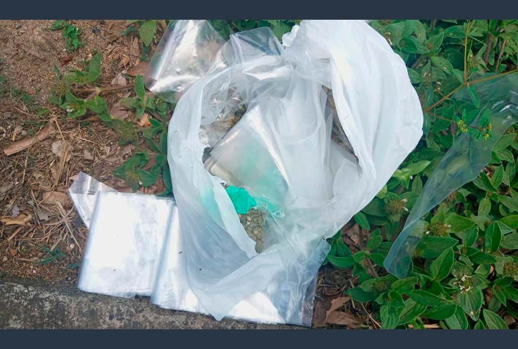 Persecución policial termina con la captura de dos sujetos que transportaban droga