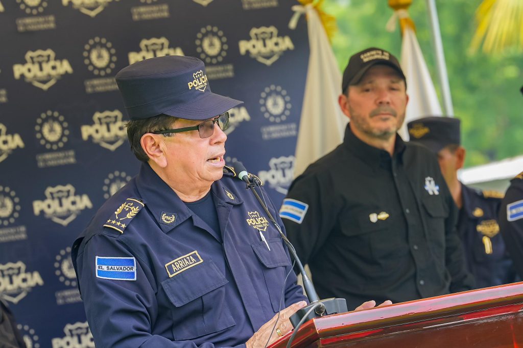 Ministro de Seguridad lamenta fallecimiento del director de la Policía Nacional Civil