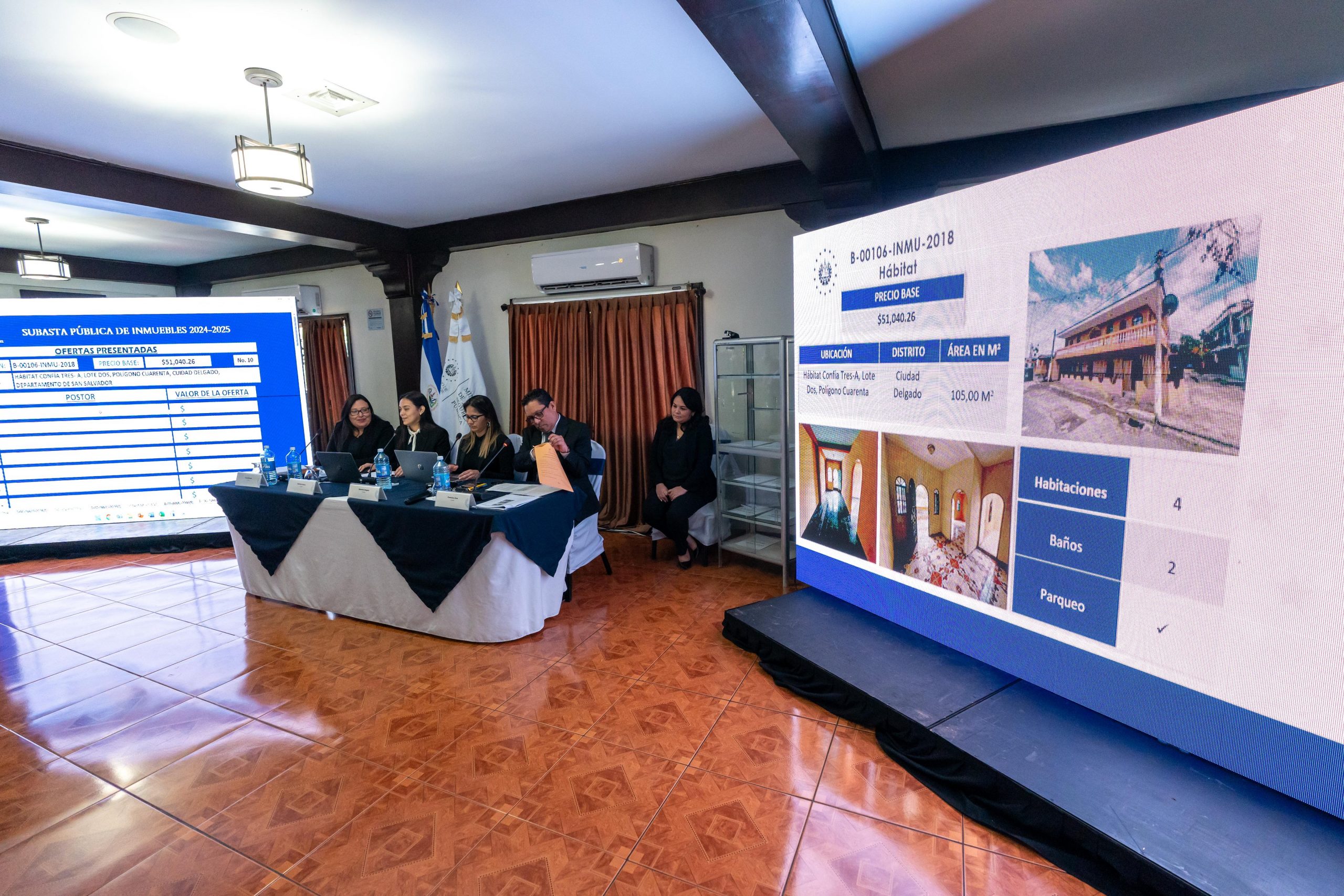 CONAB subasta 10 inmuebles incautados a estructuras del crimen