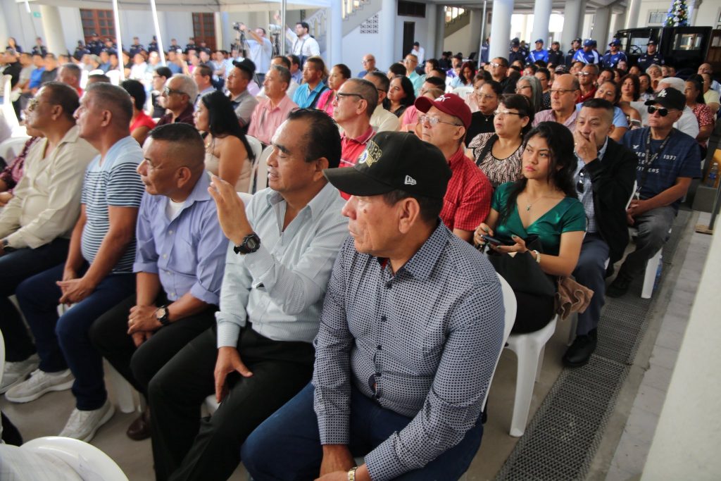 Reconocen labor de veteranos de la Policía Nacional Civil