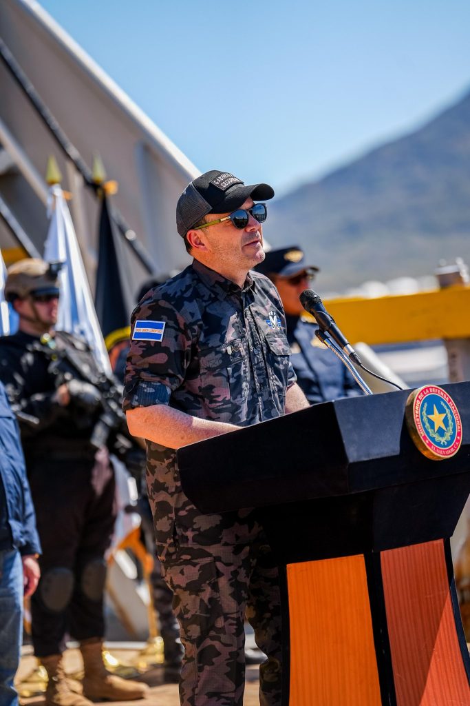 Gabinete de Seguridad Ampliado presenta más de 6 toneladas de droga, el decomiso más grande en la historia del país