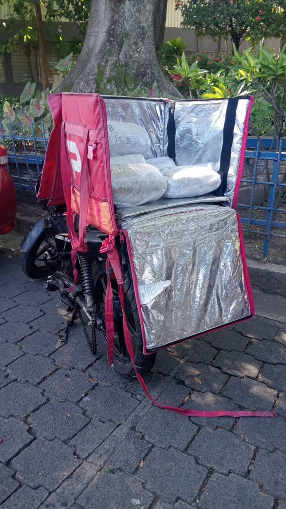 Policía captura a repartidor delivery con varios paquetes marihuana