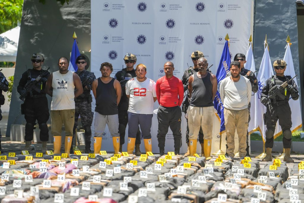 “Llevamos más de 7 años golpeando a las organizaciones criminales del narcotráfico”: Ministro Villatoro