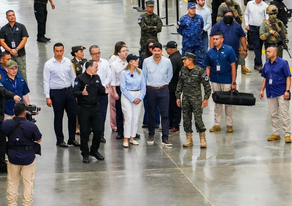 Recibimos la visita de la Señora Presidente de la República de Costa Rica, Laura Fernández Delgado