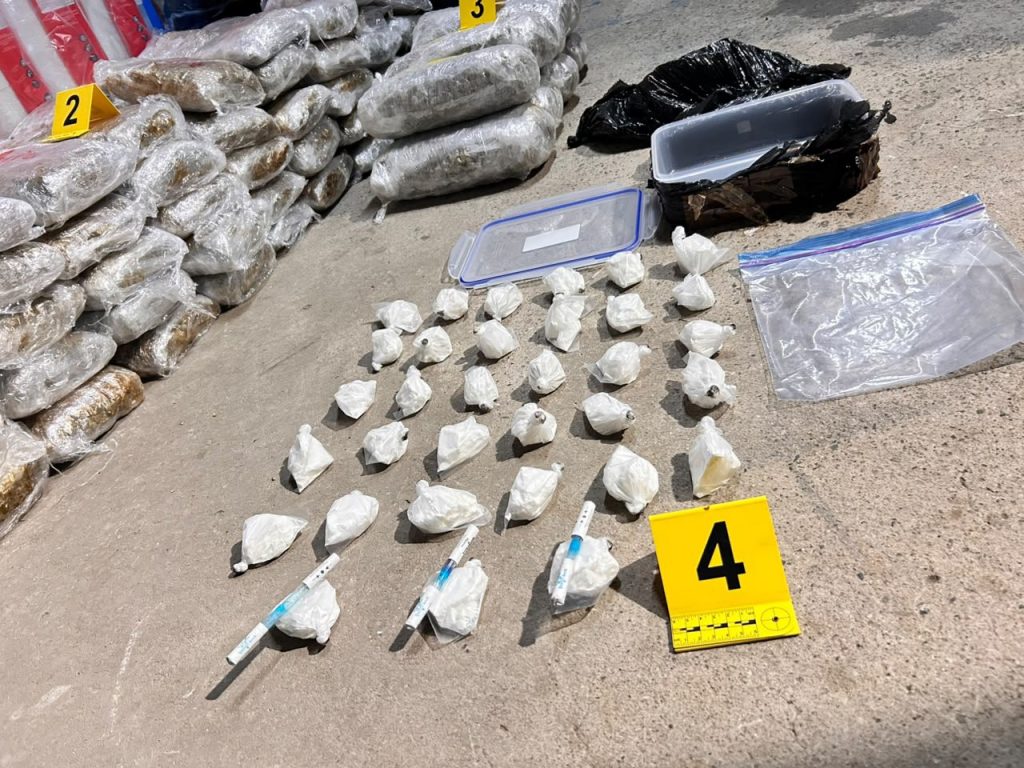 Capturan a guatemalteco con cargamento de marihuana en vehículo de carga